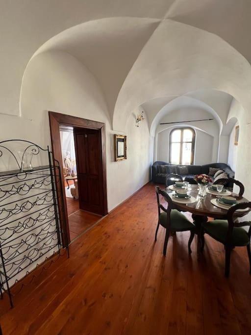 City Center Apartment Банска-Бистрица Экстерьер фото